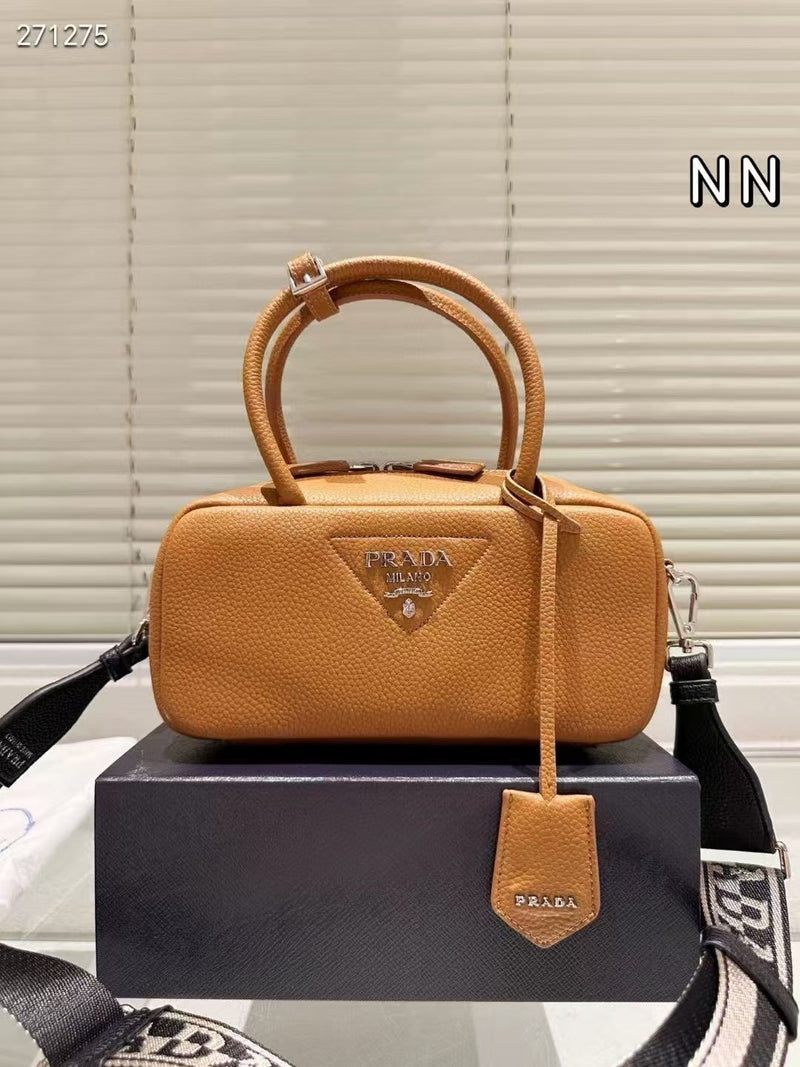 prada Bag 7489662559