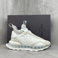 Valentino 999