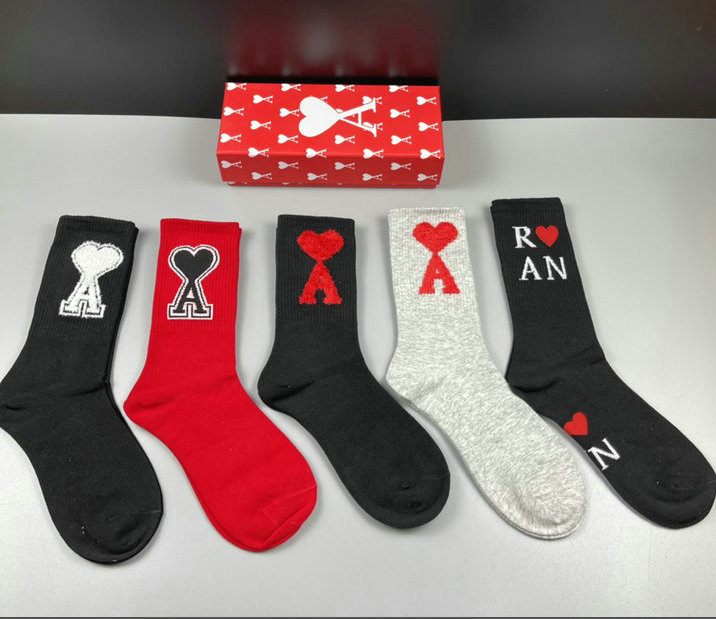 AMI Paris Heart Logo Socks [25 styles]