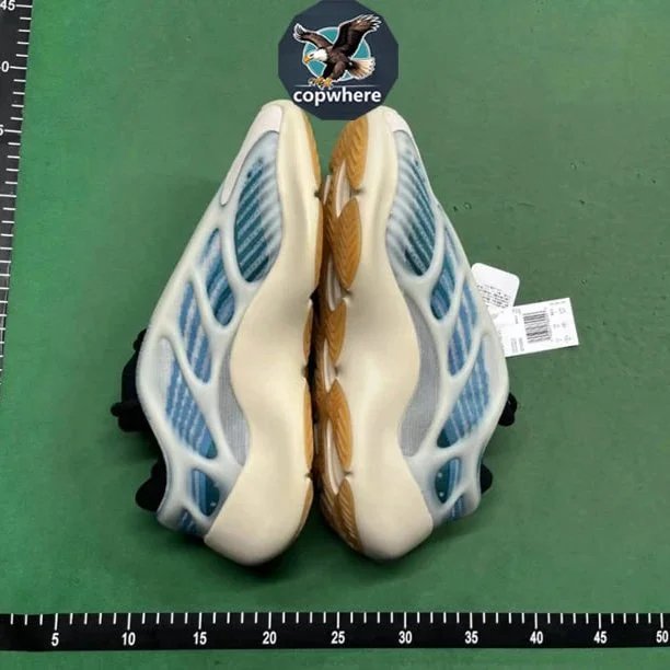 Yeezy Boost 700 v3