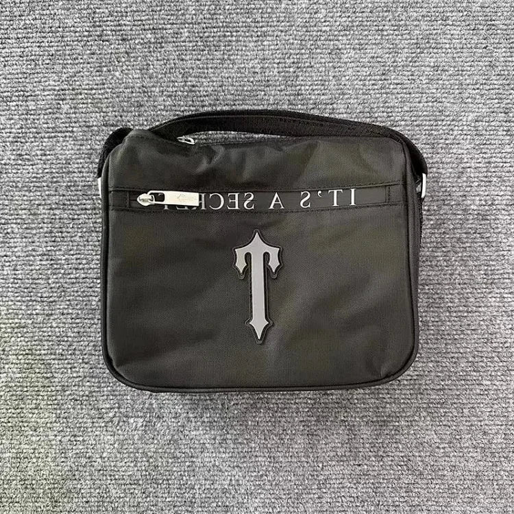 Trapstar bag（+4 color） Price :CNY ¥ 99.00 ≈ $15.11