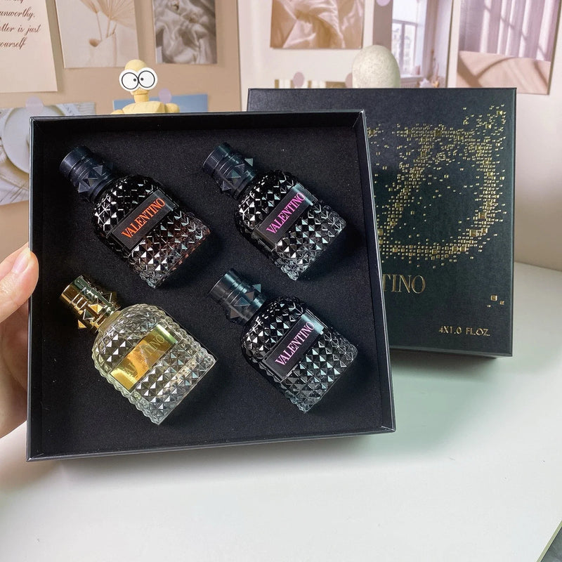 Valentino Rockstud香水 4-Piece Sample Set